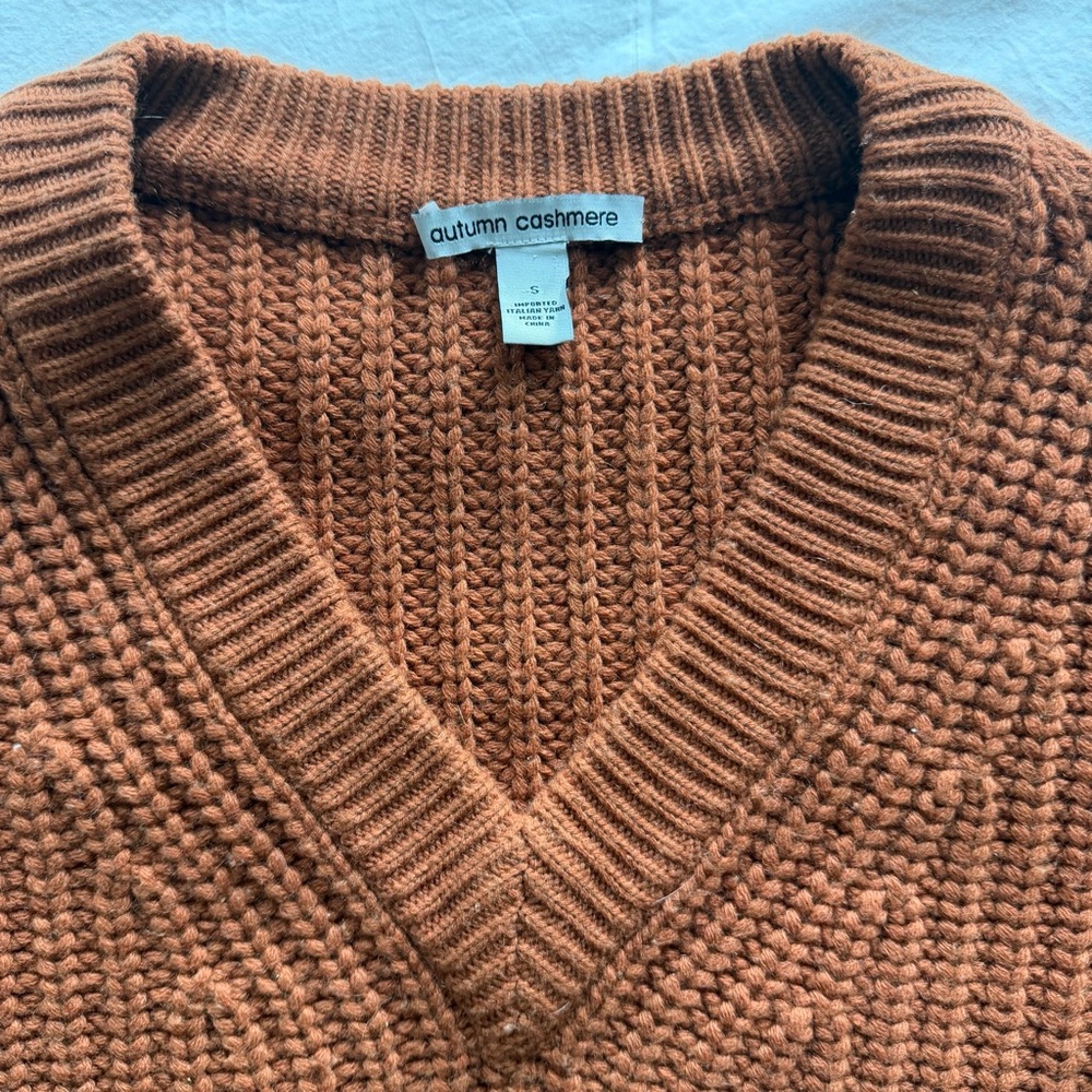 Autumn Cashmere Chunky‎ V-Neck Wool/Cashmere Sweater Burnt Orange S - Picture 4 of 6